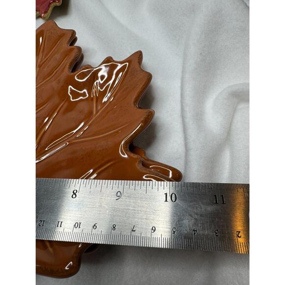 Chris Madden Harvest Fall Autumn Leaves Serveware - Picture 6 of 9